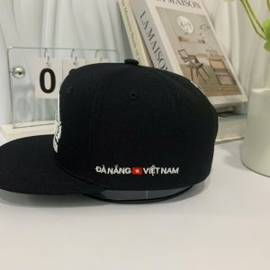 NÓN SNAPBACK ĐEN